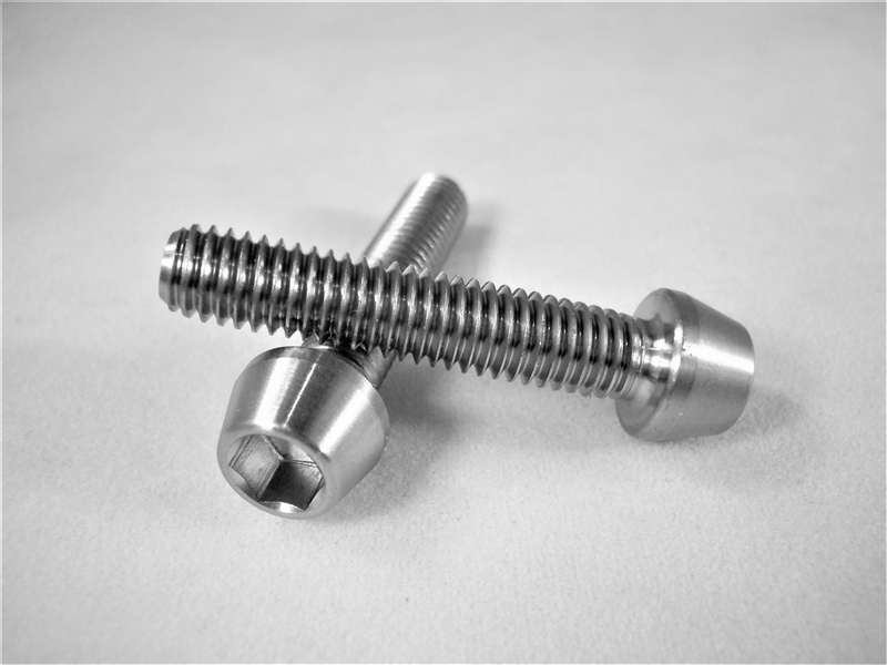 tapered head screw